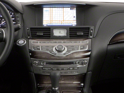 2011 INFINITI M56 Base