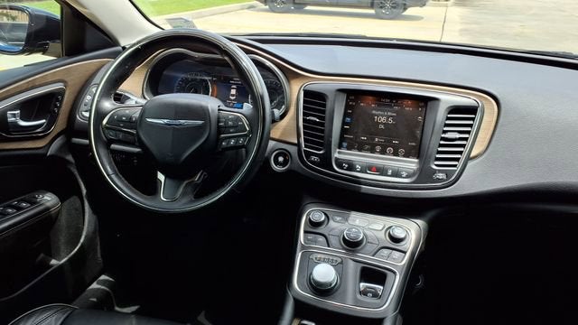 2015 Chrysler 200 C