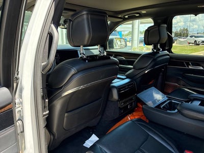 2023 Jeep Grand Wagoneer BASE