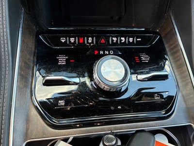 2023 Jeep Grand Wagoneer BASE