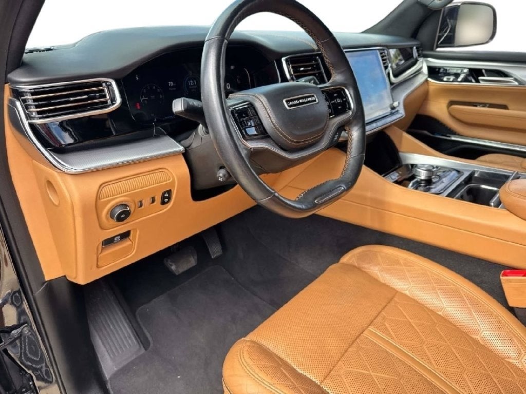 2022 Jeep Grand Wagoneer Series III