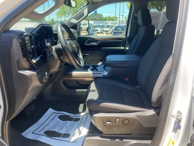 2025 Chevrolet Silverado 3500 HD LT DRW