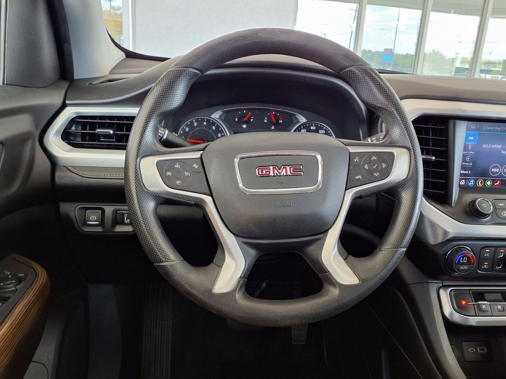 2022 GMC Acadia SLE