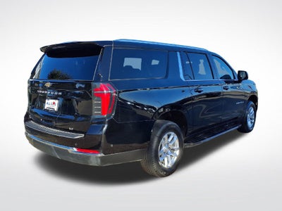 2025 Chevrolet Suburban LT