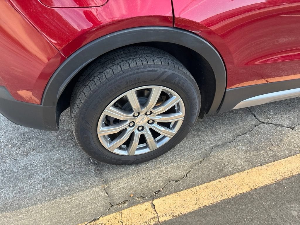 2023 Cadillac XT4 FWD Premium Luxury