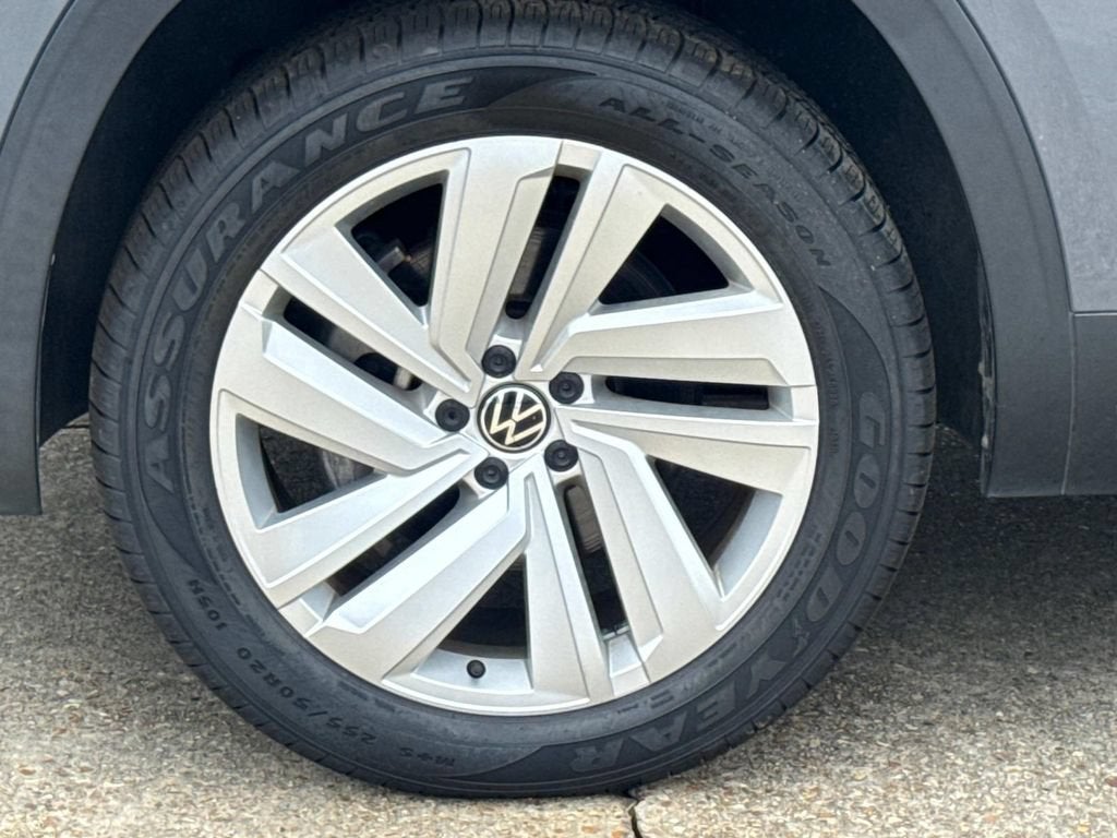 2021 Volkswagen Atlas Cross Sport 2.0T SE w/Technology