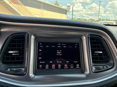 2021 Dodge Challenger SXT