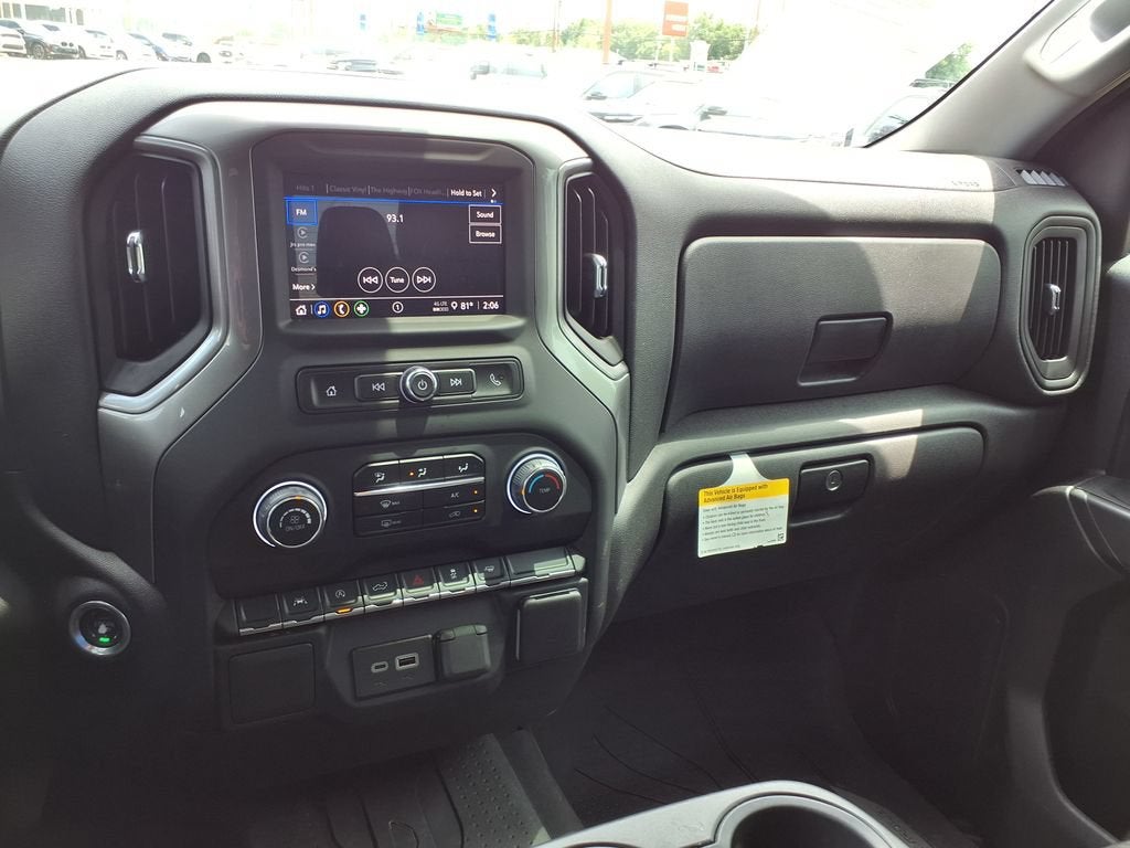 2024 Chevrolet Silverado 1500 Custom