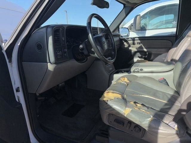 2002 Chevrolet Suburban LT