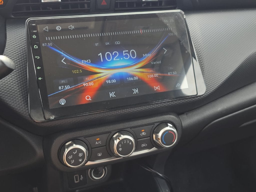 2023 Nissan Kicks S