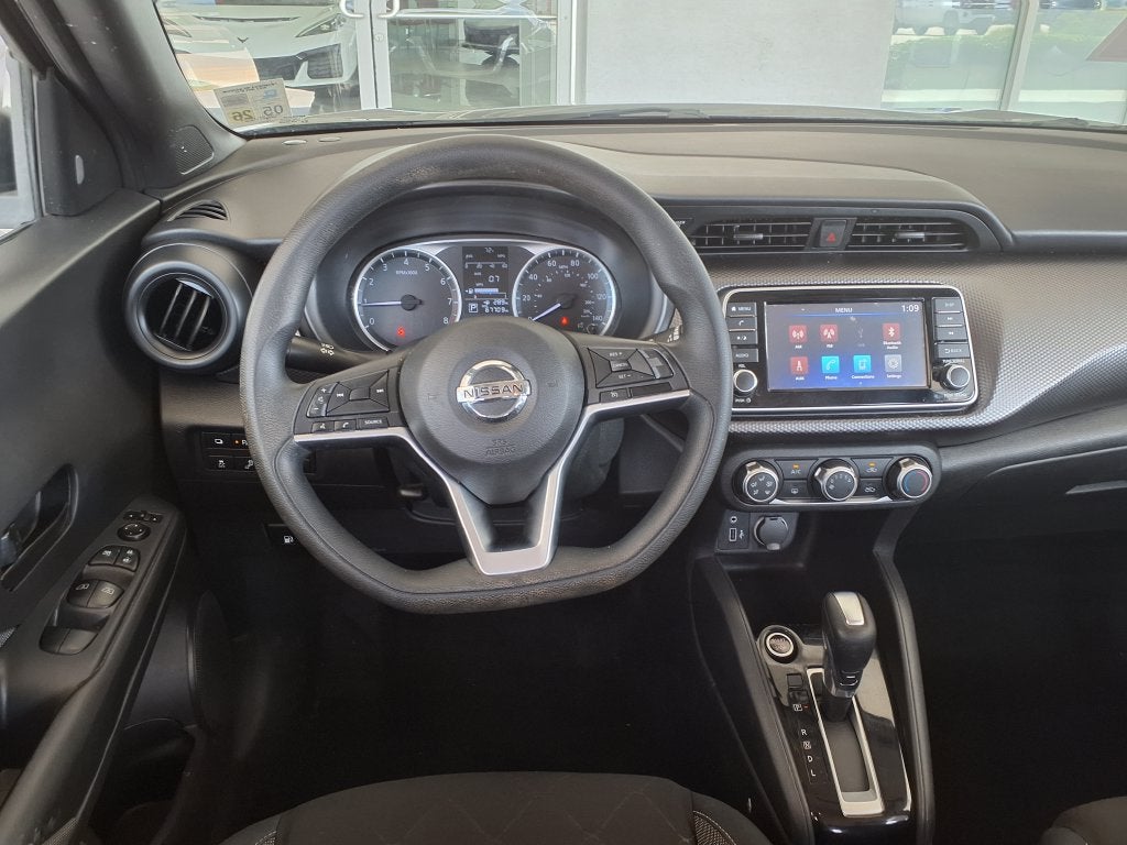 2020 Nissan Kicks S