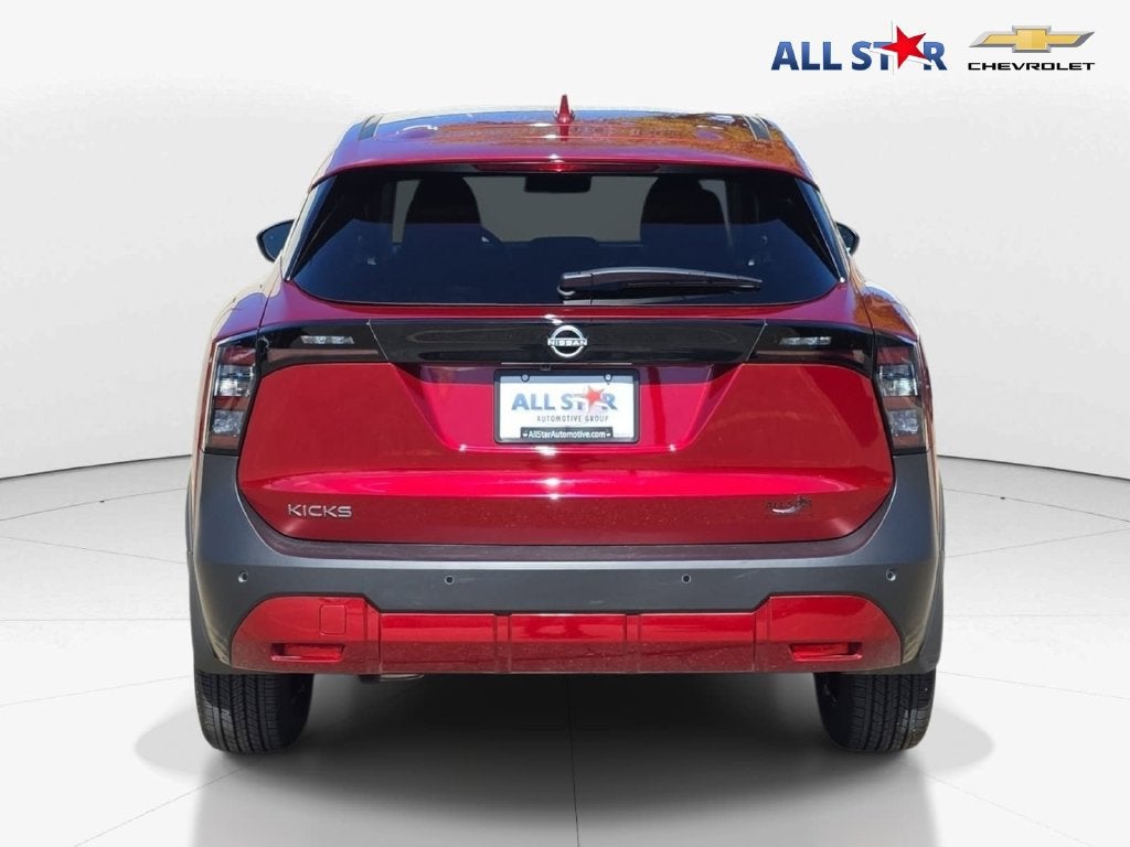 2025 Nissan Kicks SV