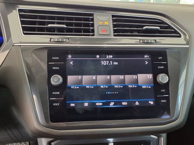 2022 Volkswagen Tiguan SE