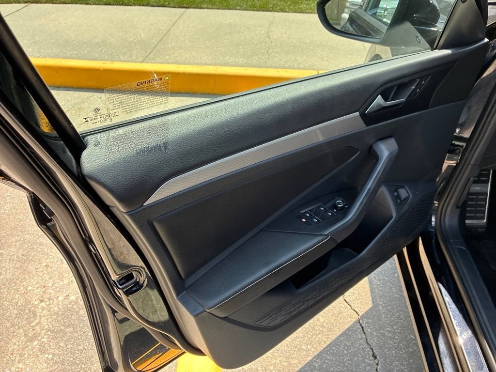 2023 Volkswagen Jetta Sport
