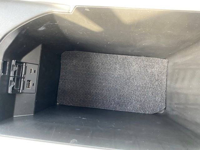 2024 Toyota Camry Hybrid SE