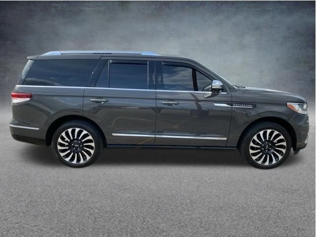 2023 Lincoln Navigator Black Label
