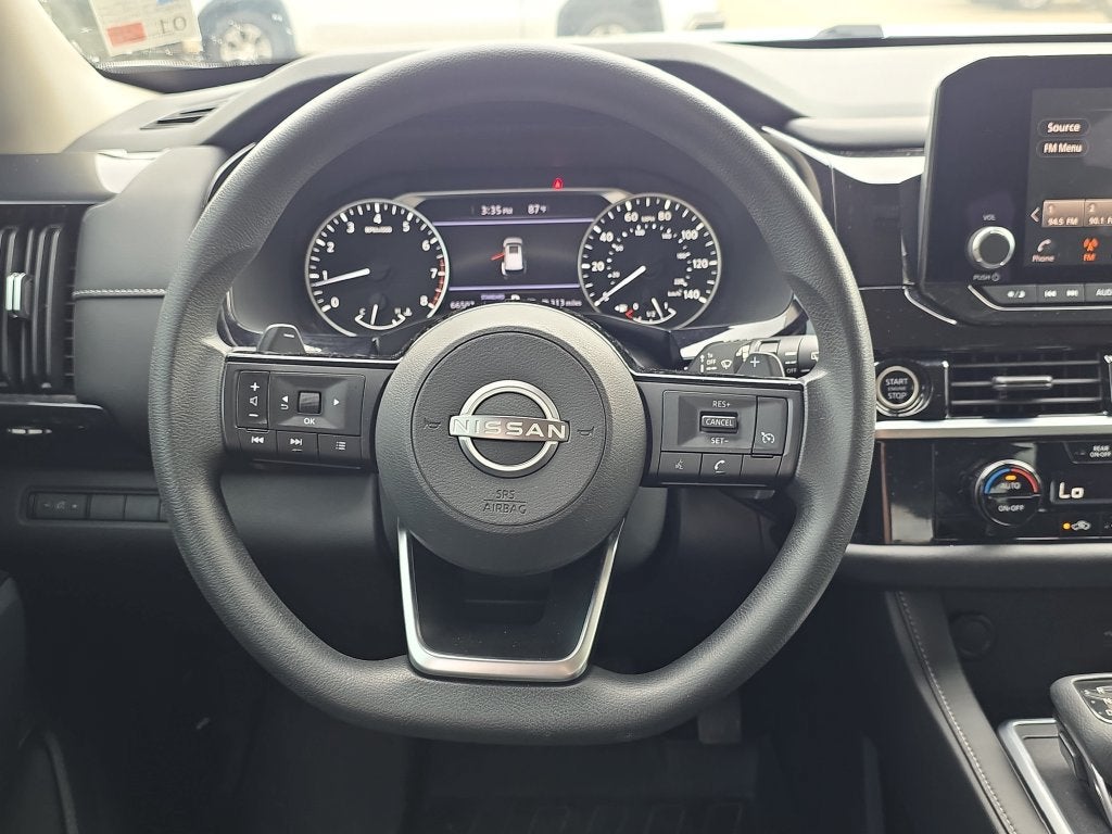 2022 Nissan Pathfinder S