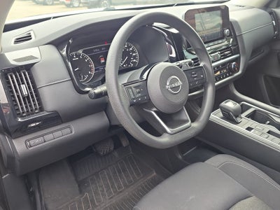 2022 Nissan Pathfinder S