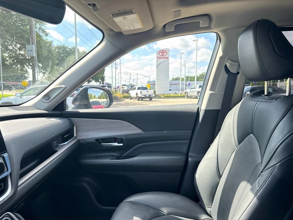 2025 Toyota Grand Highlander Hybrid XLE