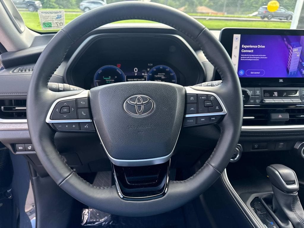 2025 Toyota Grand Highlander Hybrid XLE