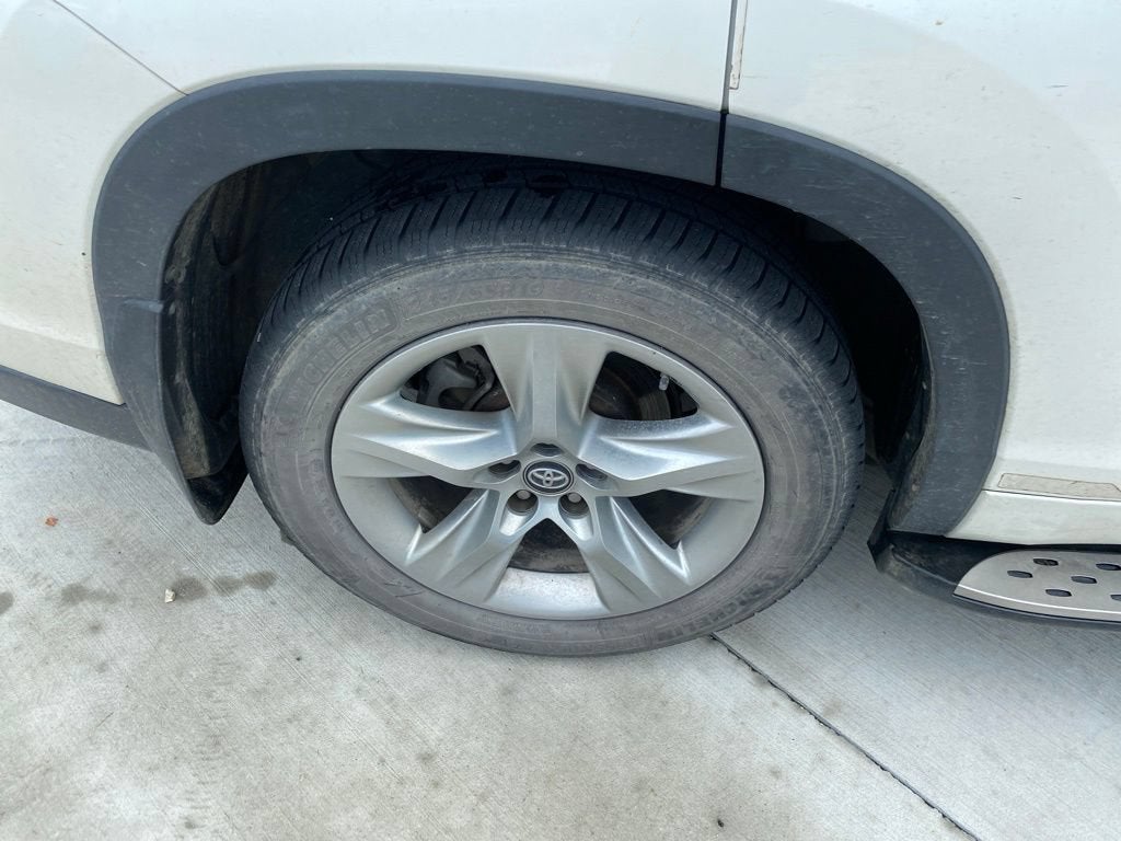 2016 Toyota Highlander Limited
