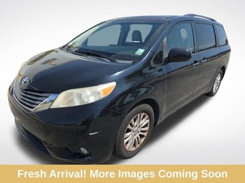 2016 Toyota Sienna XLE