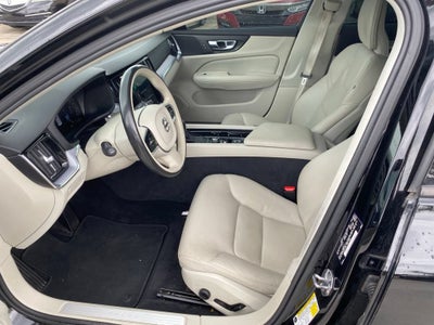 2020 Volvo S60 Momentum