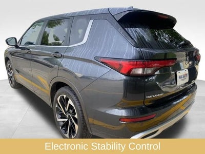 2024 Mitsubishi Outlander SE