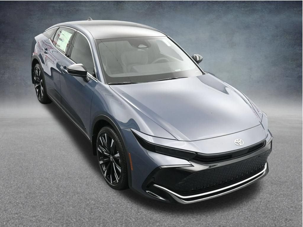 2026 Toyota Crown Platinum