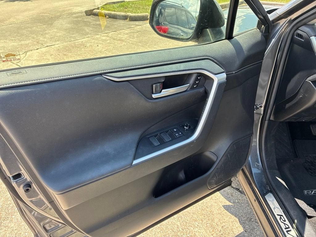 2020 Toyota RAV4 Limited