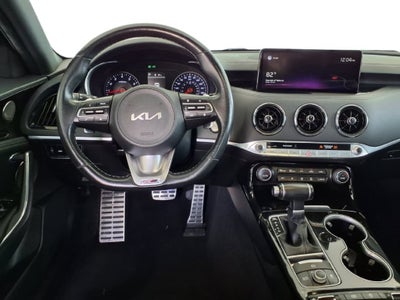 2022 Kia Stinger GT-Line
