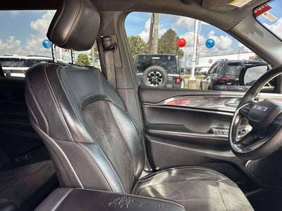 2022 Jeep Grand Cherokee L Altitude