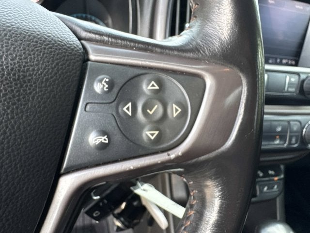 2022 GMC Canyon 4WD AT4 w/Leather