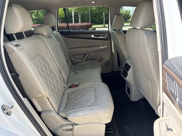 2024 Volkswagen Atlas 2.0T SEL Premium R-Line