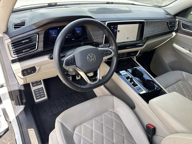 2024 Volkswagen Atlas 2.0T SEL Premium R-Line