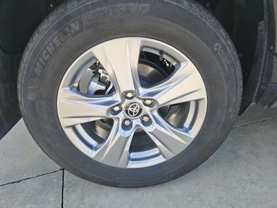 2024 Toyota RAV4 XLE