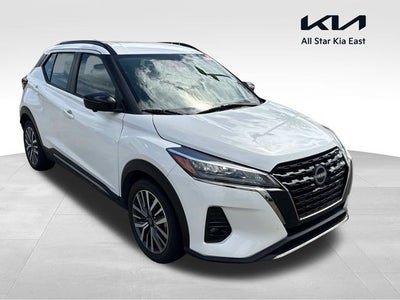 2023 Nissan Kicks SR