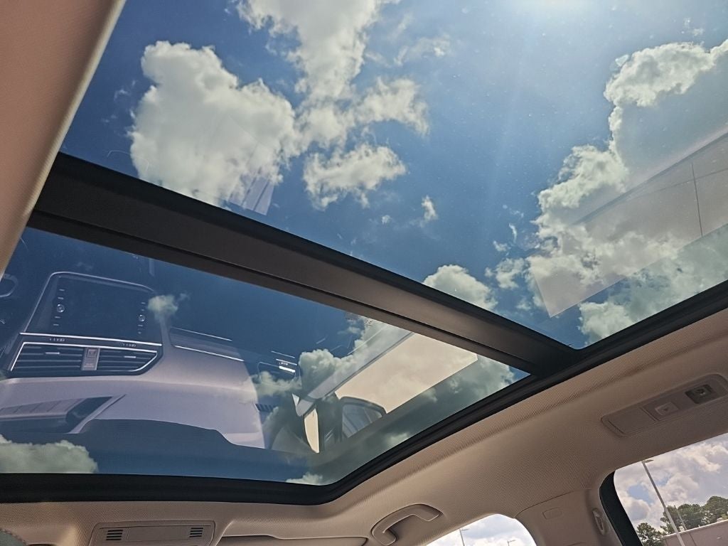 2024 Volkswagen Tiguan 2.0T Wolfsburg Edition