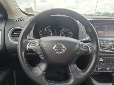 2018 Nissan Pathfinder SL