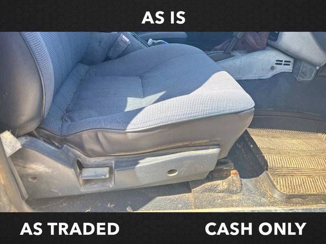 1995 Nissan Pathfinder LE