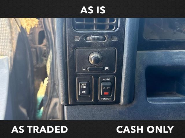 1995 Nissan Pathfinder LE