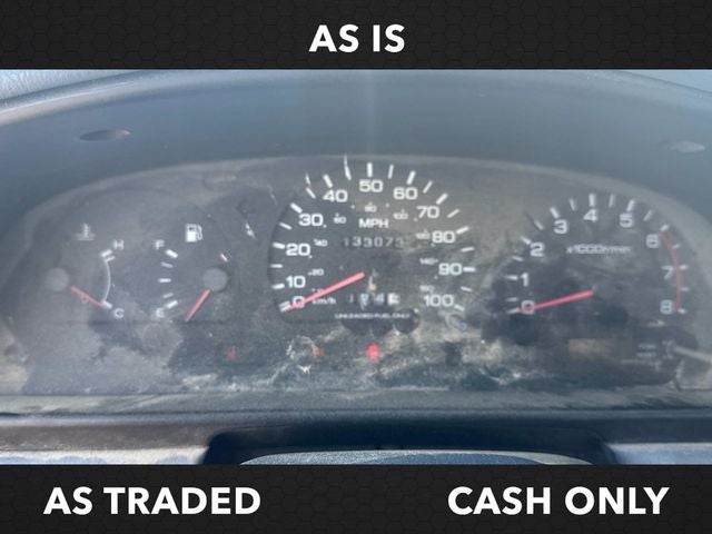 1995 Nissan Pathfinder LE