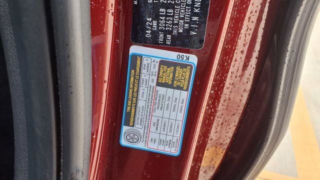 2024 Kia Carnival LX