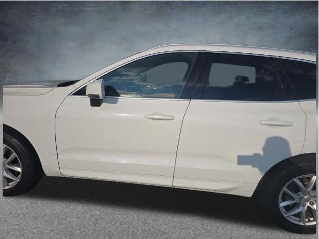 2018 Volvo XC60 T5 Momentum