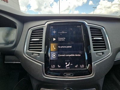 2020 Volvo XC90 T6 Momentum