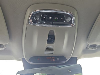 2020 Volvo XC90 T6 Momentum