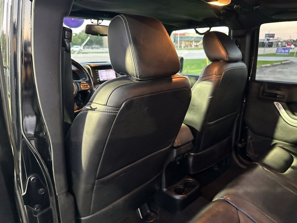 2013 Jeep Wrangler Unlimited Sahara