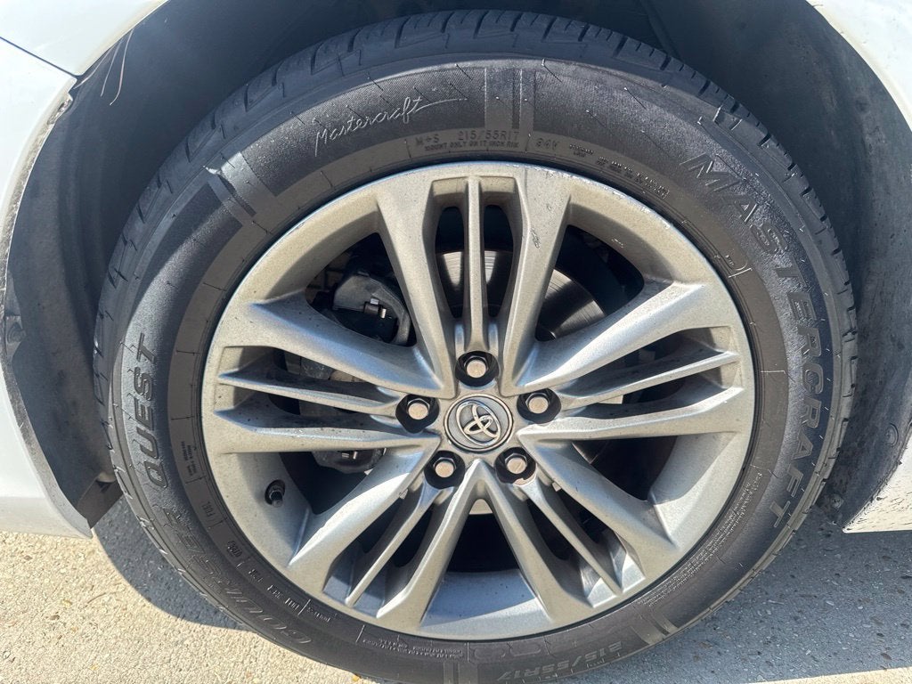 2015 Toyota Camry SE