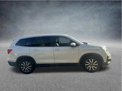 2019 Honda Pilot EX-L w/Navigation and Rear Entertainment System