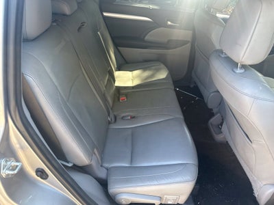 2016 Toyota Highlander XLE V6